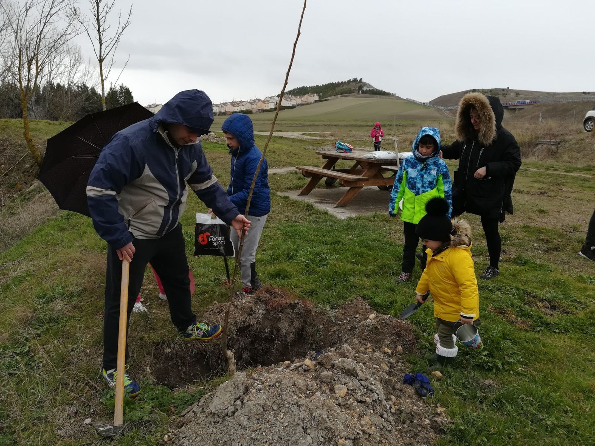 III DÍA DEL ÁRBOL EN QUINTANAORTUÑO